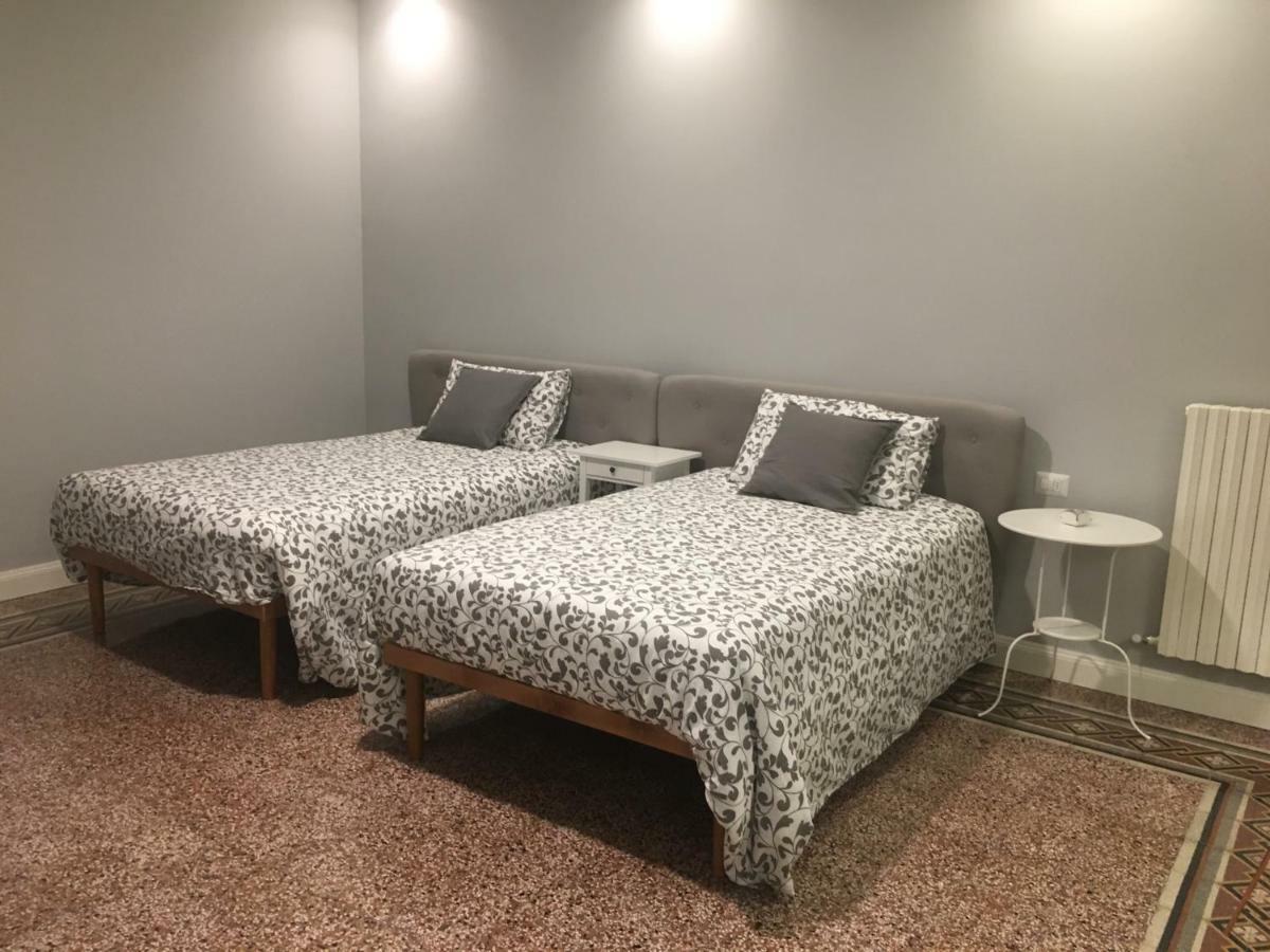 Casa Mauri Lejlighed Lecco Eksteriør billede